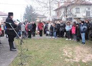 Панихида пред църквата "Свети Георги" 