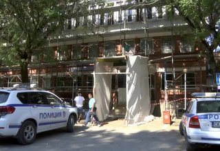 Близо 340 хиляди лева ще струва санирането на сградата на полицейското управление в Ботевград Скрийншот