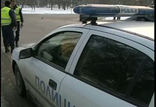 Три коли катастрофираха на кръстовището на булевард България Скрийншот