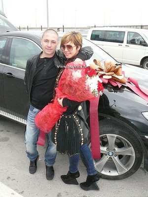 Галена възбужда Галин с черни прашки