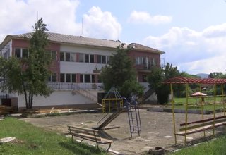 Започна ремонтът на детската градина в Скравена Скрийншот