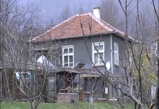 65-годишен мъж се самоуби в дома си в Краево Скрийншот