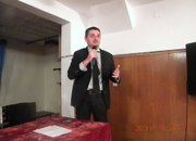 Препълнен салон посрещна Георги Първанов