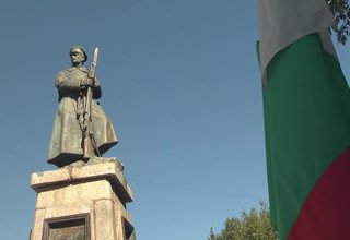България отбелязва 135 години от Съединението Скрийншот