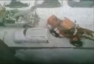 Изваждане на закъсал снегорин Скрийншот