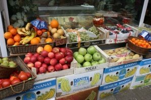 Зеленчуците поскъпват, олиото поевтинява