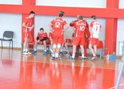 ВОЛЕЙБОЛ: ЮНОШИТЕ НА ВК „ЕТРОПОЛЕ” ОТВЯХА ПЛЯВАТА НА ПИРДОПЧАНИ