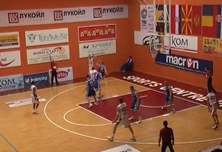 Лукойл Академик спечели трудно, но очаквано срещу Спартак Плевен със 101-84 Скрийншот