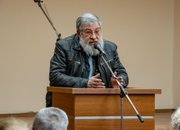 Деян Енев –журналист и писател: Конкурсът “Стамен Панчев“ възстановява и издига паметта на един български поет