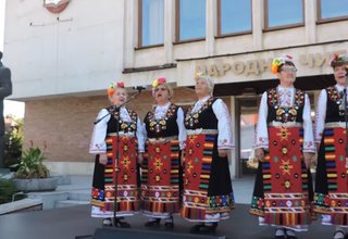 Празничен концерт за годишнината от Независимостта на България Скрийншот