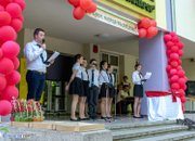 Среща на поколенията събра бивши и настоящи гимназисти
