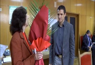 Общинската избирателна комисия връчи удостоверението на новоизбрания кмет на общината Иван Гавалюгов и на съветниците от новия местен парламент Скрийншот