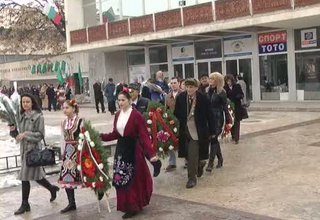 Ботевград отбеляза 134-та годишнина от освобождението на България Скрийншот