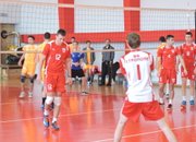 ВОЛЕЙБОЛ: ЮНОШИТЕ НА ВК „ЕТРОПОЛЕ” ОТВЯХА ПЛЯВАТА НА ПИРДОПЧАНИ