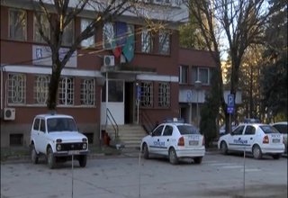 20 процента от щатовете в районното полецийско управление са незаети Скрийншот
