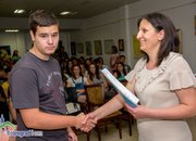 На официална церемония бяха връчени свидетелствата на деветокласниците от ПМГ „Акад. проф. д-р Асен Златаров”