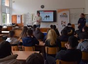 Беседи по киберсигурност с ученици от Етрополе