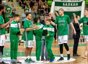 След изстрадана победа Балкан поведе  с 2-1 срещу Левски Лукойл