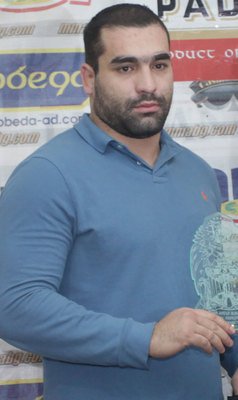 Новата жена на Багата е Любина от Пловдив
