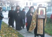 Н.В.Ловчанският митрополит  Гаврийл почете празника на храма  „Св.Архангел Михаил” в Етрополе