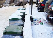 „Невероятни гледки“ около контейнерите зад блока на пл. „Освобождение“ 5