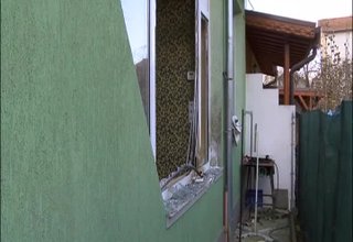 След два месеца затишие –отново бомбен атентат в Ботевград. Снощи самоделно устройство избухна във фризьорски салон Скрийншот