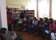 "Подарете на детето си книга – подарете му празник!"