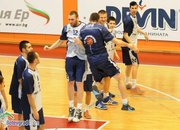 Лукойл Академик срази Черноморец за първа победа в плейофите