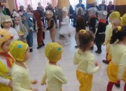 Деца от Детска градина “Звънче“ поднесоха празнична програма в Дома за възрастни хора “Д-р Адриян Атанасов“ 