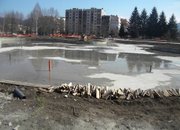 Благоприятни условия за работата по обекта „Езерото” пред болницата в Етрополе 