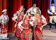 Две почетни отличия бяха връчени преди началото на концерт-спектакъла “Памет и бъдеще – 90 год. с името на Ботев и 140 год. читалище“