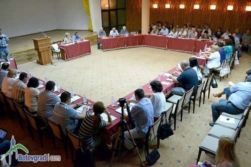 Общинският съвет през погледа на една единадесетокласничка 