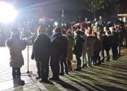 Светна коледната елха на Етрополе