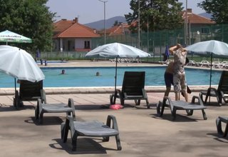 Откритият градски басейн вече работи Скрийншот