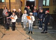 Още една елха светна тази вечер в Етрополе