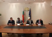 КМЕТОВЕТЕ НА ЕТРОПОЛЕ, БОТЕВГРАД И ПРАВЕЦ ПОДПИСАХА ДОГОВОР ЗАЕДНО С МИНИСТЪРА НА ОКОЛНАТА СРЕДА И ВОДИТЕ ЗА ПРОЕКТ ЗА КОМПОСТИРАЩИ ИНСТАЛАЦИИ