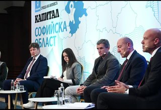 Кметът на общината Иван Гавалюгов участва в среща на бизнеса и местната власт в Софийска област Скрийншот