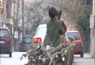 Пиян неправоспособен шофьор блъсна каруца Скрийншот