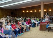 Детската писателка Цвета Белчева се срещна с ученици от Ботевград