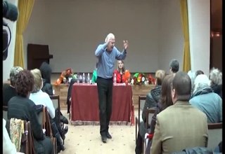 Стиховете на ботевградчанката Малннка Цветкова, писани на хиляди километри от родината, бяха представени на 3 март Скрийншот