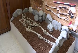 От Историческия музей е Правец направиха възстановка на гробно съоръжение от 4 век Скрийншот