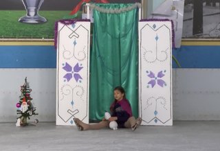 В събота възпитаниците на клуб по фигурно пързаляне Балкан разказаха приказката "Замръзналото кралство" с танци върху лед Скрийншот