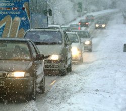 Огромно задръстване затвори за повече от 2 часа пътя Ботевград - Мездра 