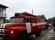 Пожар избухна в работилница за бъчви във Врачеш