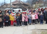 ЕТРОПОЛЦИ СЕ ПОКЛОНИХА ПРЕД ГЕРОИЧНАТА СМЪРТ НА АПОСТОЛА