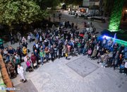 Десетки на площада, за да празнуват победата на Иван Гавалюгов на изборите