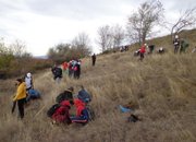 Ученици от ППМГ „Акад. проф. д-р Асен Златаров" участваха в залесителна кампания в Сърбия