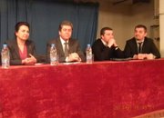 Препълнен салон посрещна Георги Първанов