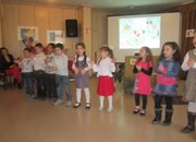 Деца поздравиха своите майки за празника им