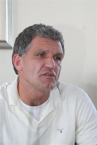 Сашо Везенков пред "Труд": Няма и 70 добри родни играчи за елитната група